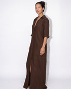 Robe longue boutonnée, épaules tombantes — Sorellea