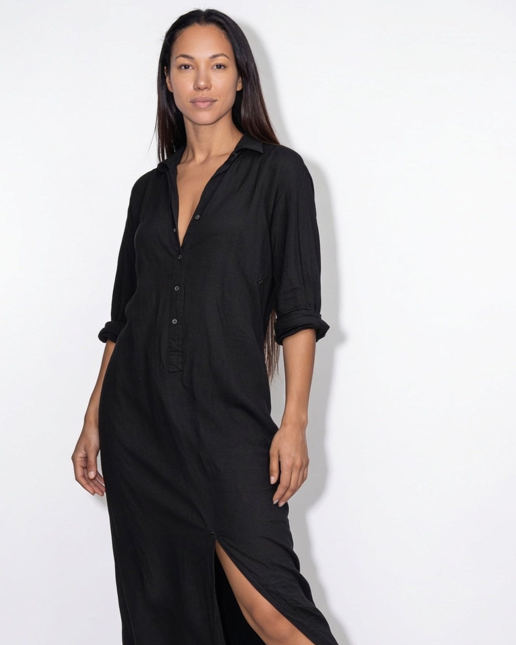 Robe longue boutonnée, épaules tombantes — Sorellea