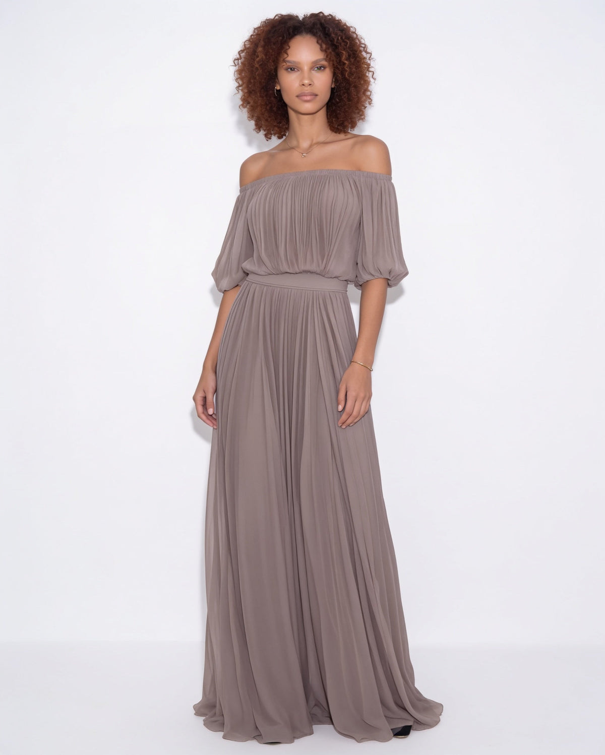 Robe longue plissée, épaules dénudées — Sorellea