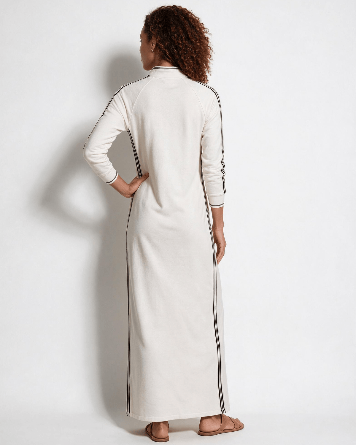 Robe longue polo en coton à bandes contrastées — Sorellea