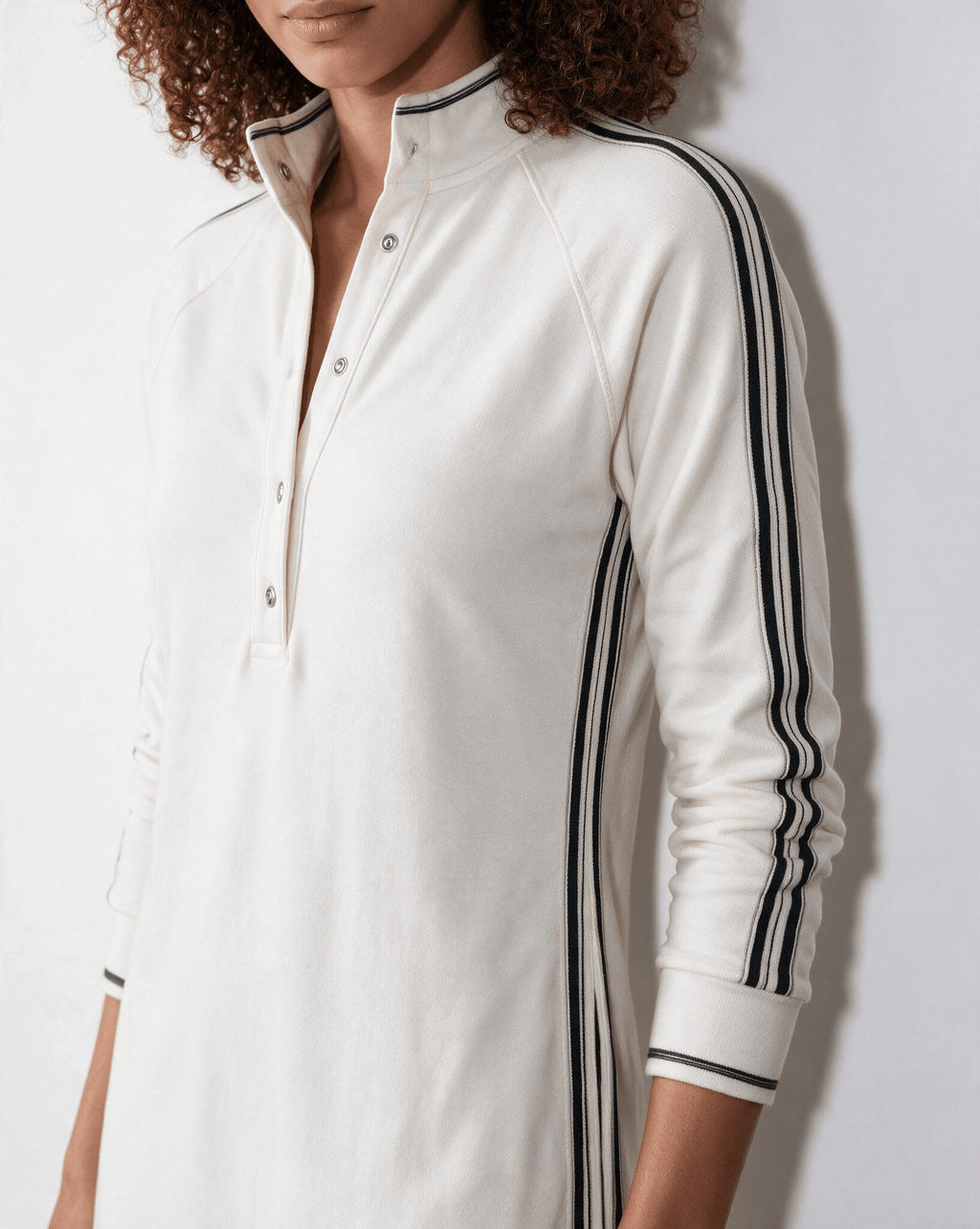 Robe longue polo en coton à bandes contrastées — Sorellea