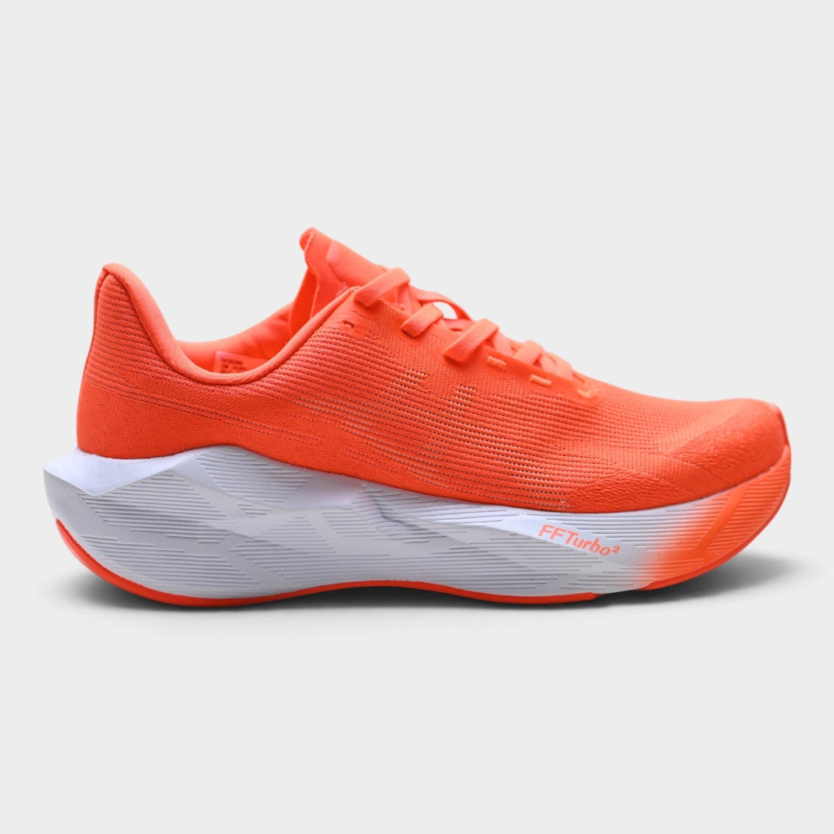 Chaussures de running Asics Novablast 6 femme - Corail / Blanc