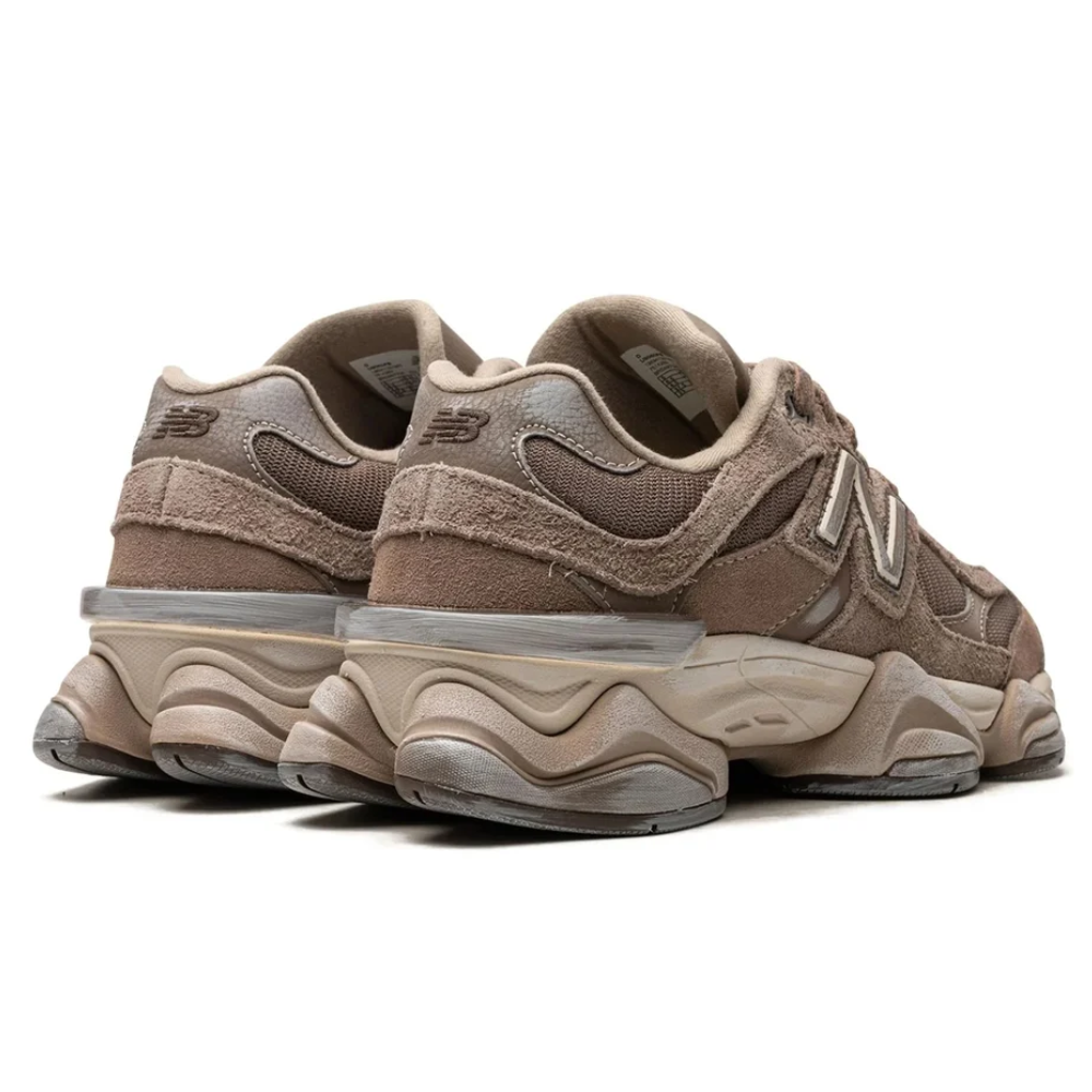 Baskets New Balance 9060 Mushroom daim et mesh mixte